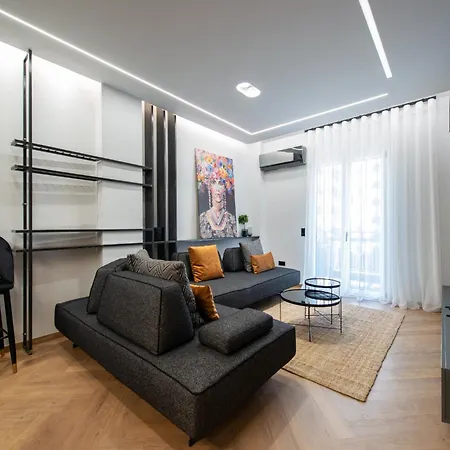 Grand Urban