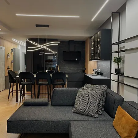 Grand Urban