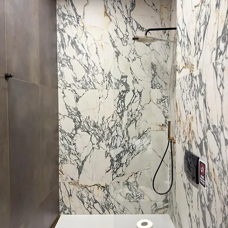 Grand Urban Apartamento *