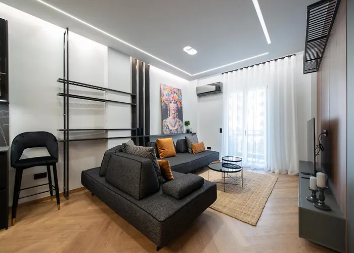 Grand Urban